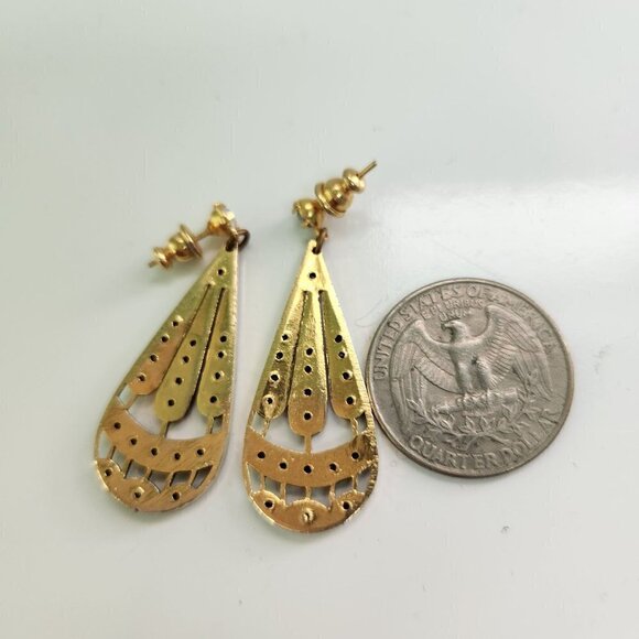 Vintage Victorian Inspired Dangle Pierced Earrings - Picture 2 of 3